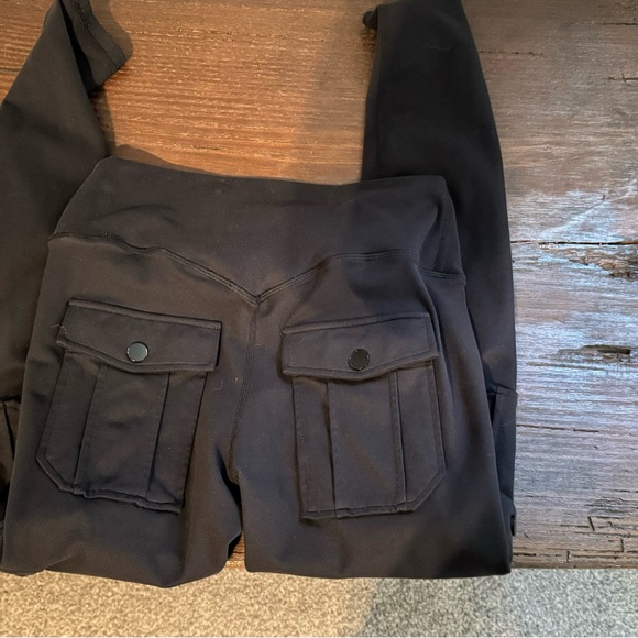 CNC Cargo Leggings - Picture 2 of 3